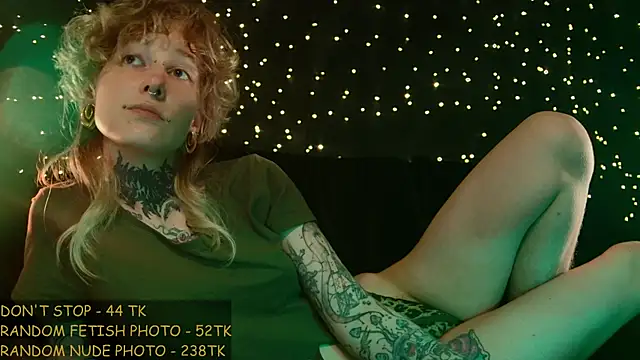 Chatroom XXX en direct de Littlespacemouse