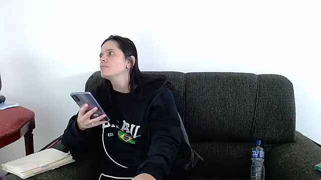 Chat +18 de NinaMendes ao vivo