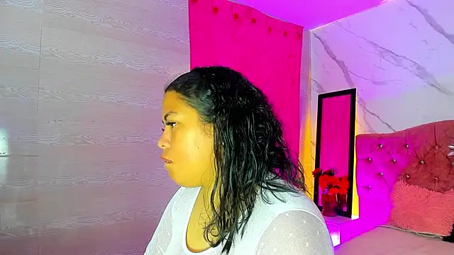 دردشة Saraa_Snow الجنسية المباشرة