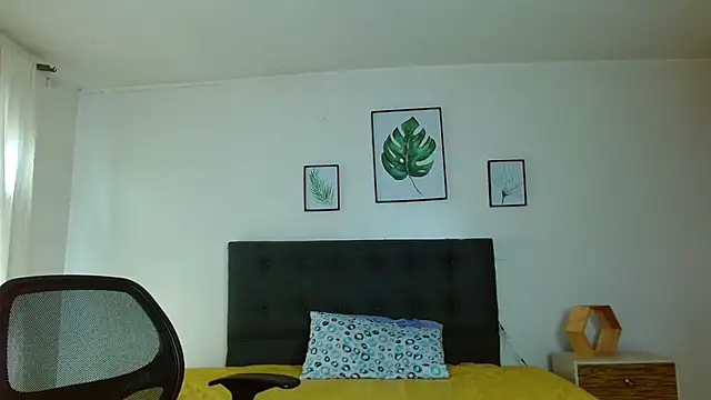 Chat +18 de samanthachop ao vivo