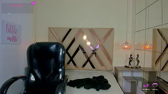 Czat XXX na żywo – Anyelo_Twink