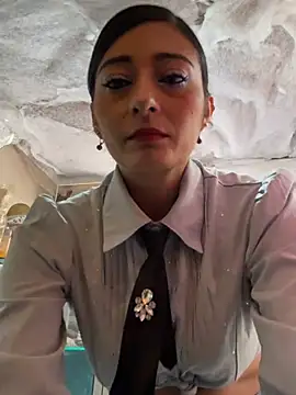 IsabellaMariet élő XXX-chatje