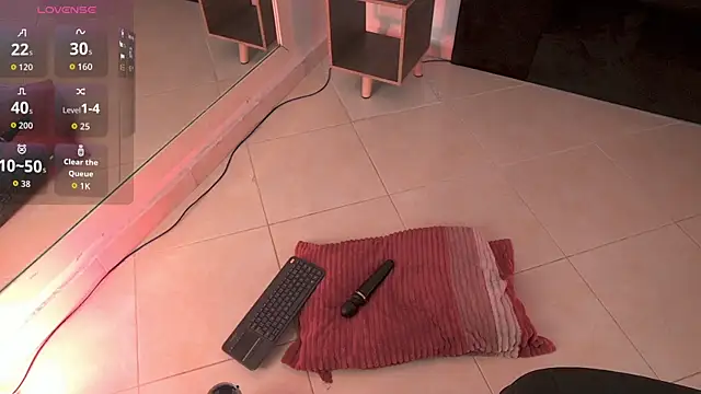 Živý XXX chat EmmaBeel