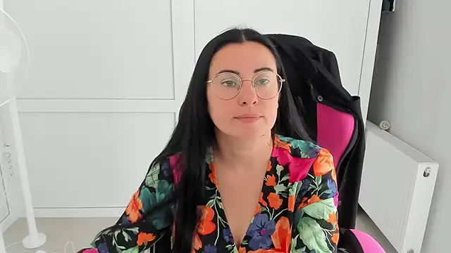 Czat XXX na żywo – ChloeVibee