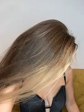 Živý XXX chat pieceofgorgeous