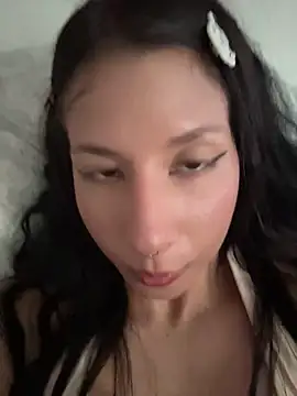 babyvavi Chat XXX in diretta