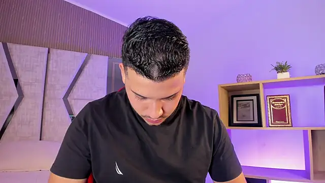 Axel_grey_ XXX чат на живо