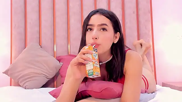 XXX chat uživo modela Zoe_Monrow