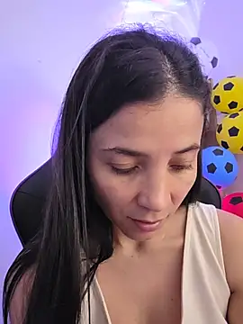 Chat +18 de miaeyex ao vivo
