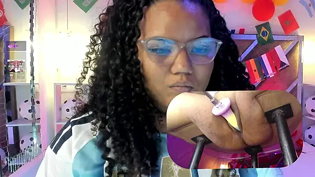 MhiaRey's Live XXX Chat