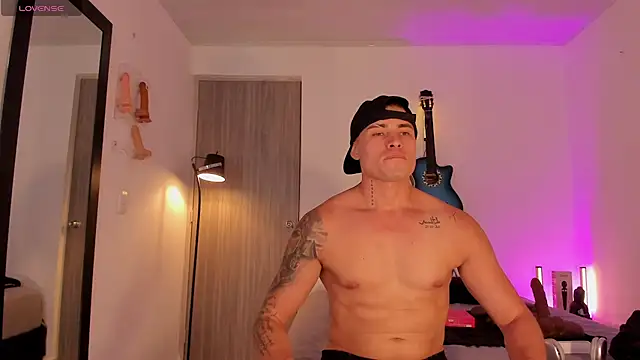 Chat +18 de connorsmiith ao vivo