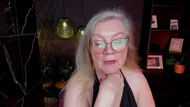 NataliMellow's Live XXX Chat
