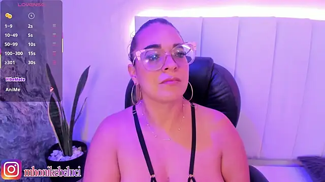 MHONIKBELUCCI – Live XXX-chat