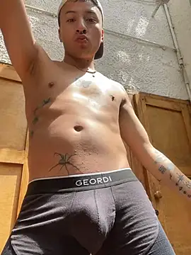 Alexander_Klain লাইভ XXX চ্যাট