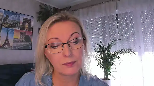 vanessa_chat: απευθείας συνομιλία ΧΧΧ