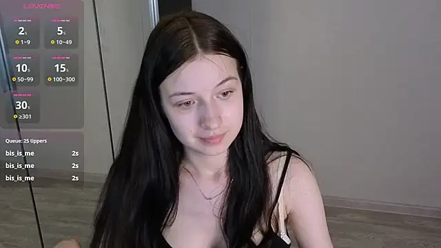 AlicePowells 现场XXX聊天