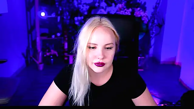 Chat XXX en directo de stellawatts