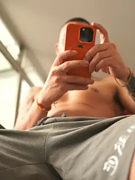 AlphaMasterXxx Live XXX-chat