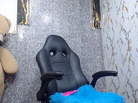 isa_x18 Adlı Modelin Canlı XXX Sohbeti