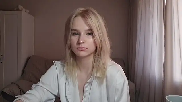 BloomMoon's Live XXX Chat