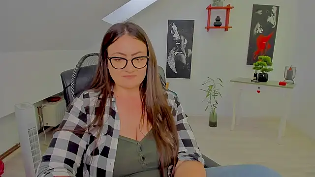 MistressDarrah Live XXX-chat