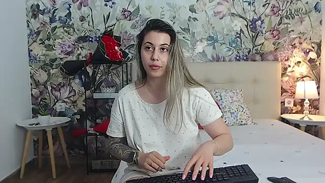 RoseDiamond06 Live XXX Chat