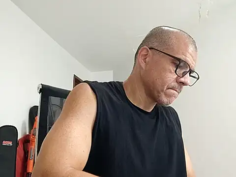 Gaceru01006 Chat XXX in diretta