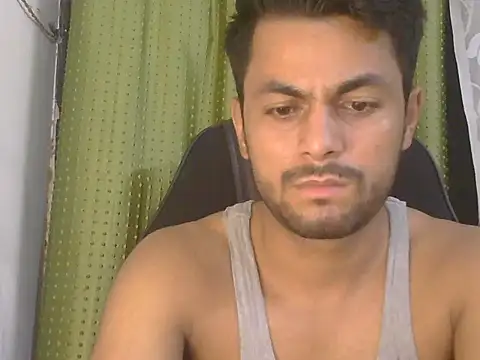 Chat XXX ao vivo de Stubborndesiboy