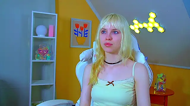HannahHollis' Live XXX Chat