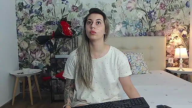 Živý XXX chat RoseDiamond06
