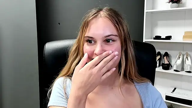 kitty_valeria 라이브 XXX 채팅