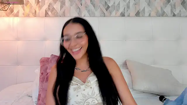 Roseaurora Chat XXX live