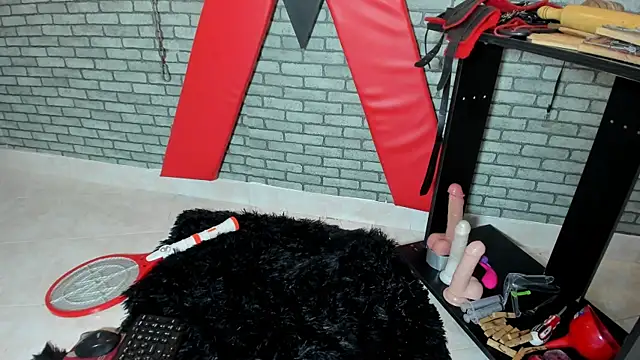 Chatroom XXX en direct de hillary_bigbutt