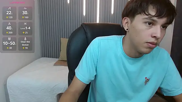 Chat +18 de StiwenTwink ao vivo