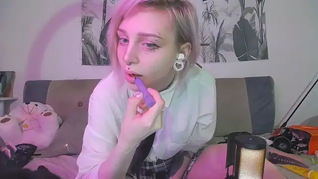 FreyaKatty 在線直播表演