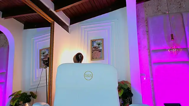 Chat +18 de AlessiaLondon ao vivo