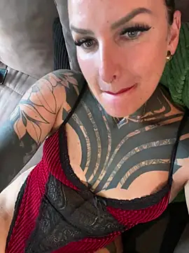 KathaleaNoir – Live XXX-chat