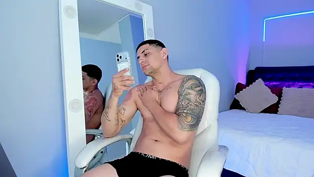 Alex_cute77's Live XXX Chat