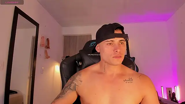 connorsmiith 现场XXX聊天