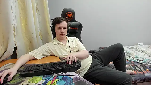 iliaskrislove's Live XXX Chat