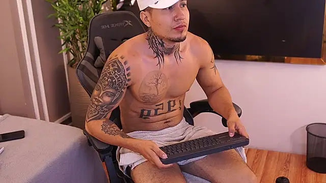 JhonyWestt Chat XXX live