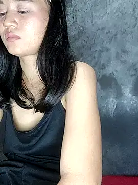 Chat XXX en directo de Rayya_4yy