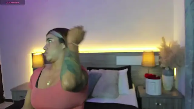 ZarahFoxx Chat XXX in diretta