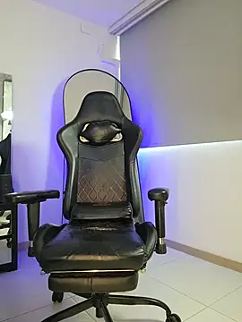johnjaguar1_'s Live XXX Chat