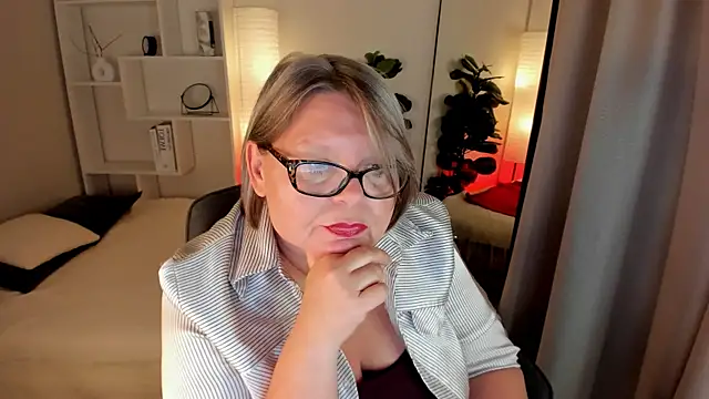 Shannonshine's Live XXX Chat