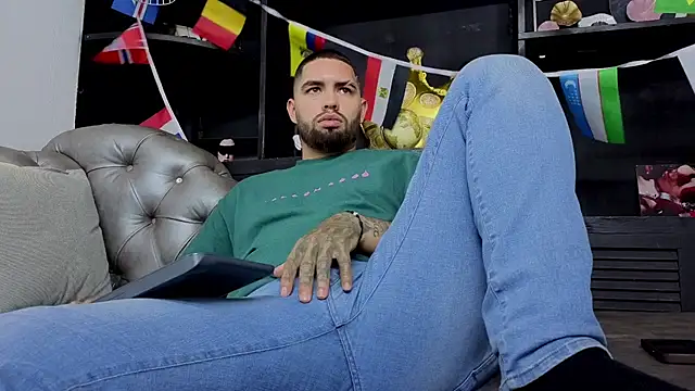 Czat XXX na żywo – matteosantos