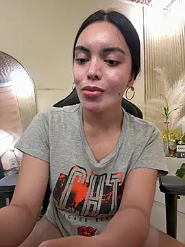 TS-SimplyTheBest's Live XXX Chat