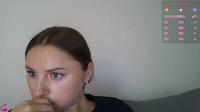 Chat XXX en directo de mia_bloomy