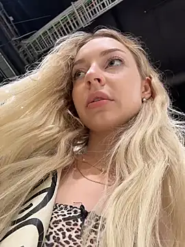 melissa_grr Adlı Modelin Canlı XXX Sohbeti