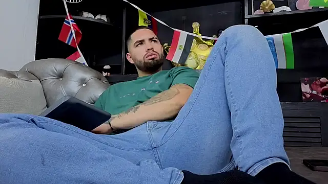 matteosantos Chat XXX live